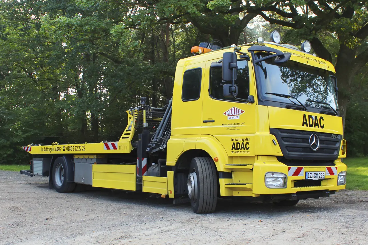 Mercedes Axor ADAC Abschleppwagen
