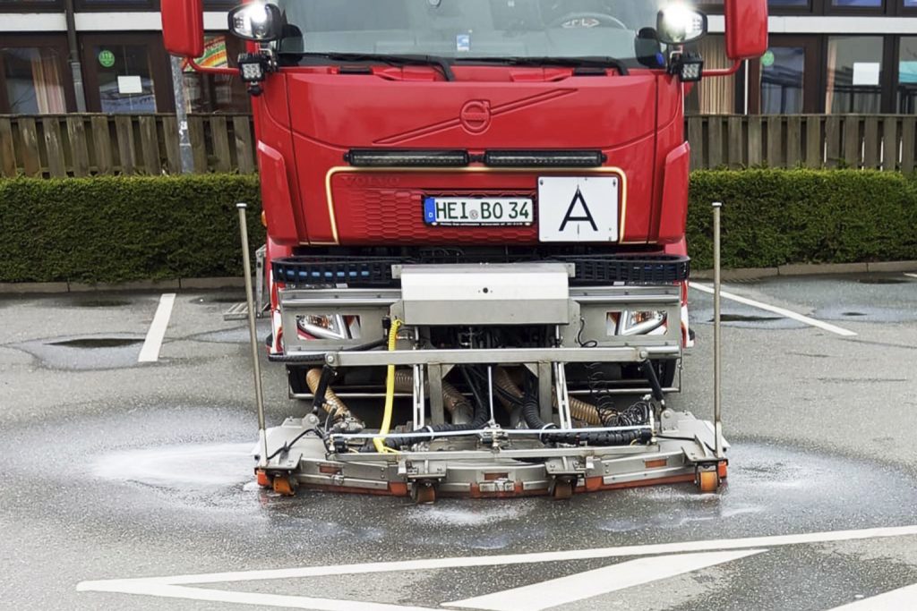 oelspur parkplatz